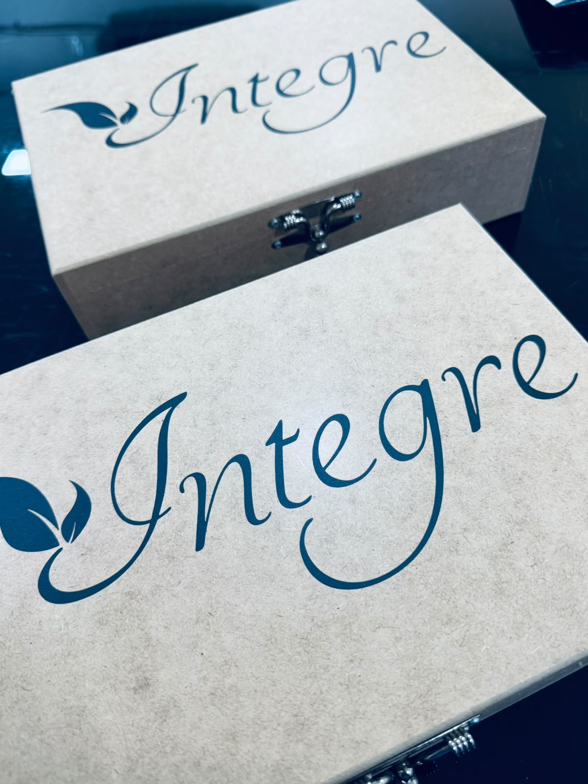 Caixas personalizadas — trabalho realizado pela Resolve
